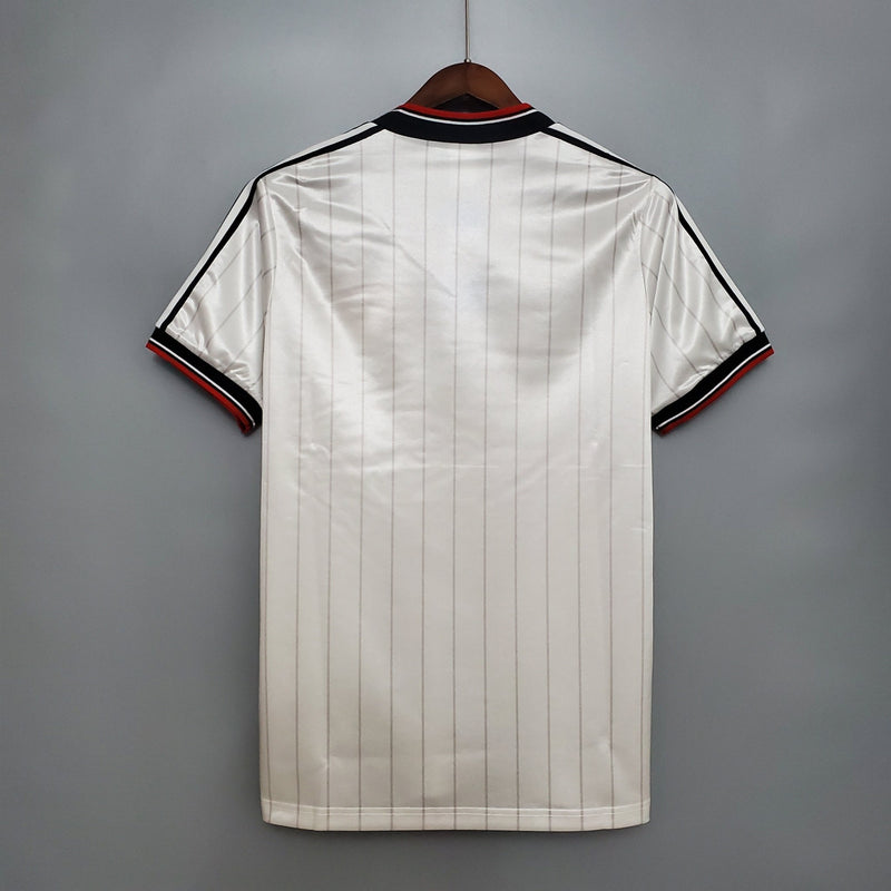 MANCHESTER UNITED II 1983 HOMBRE (RETRO) - FutStoreOficial