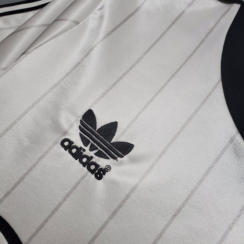 MANCHESTER UNITED II 1983 HOMBRE (RETRO) - FutStoreOficial