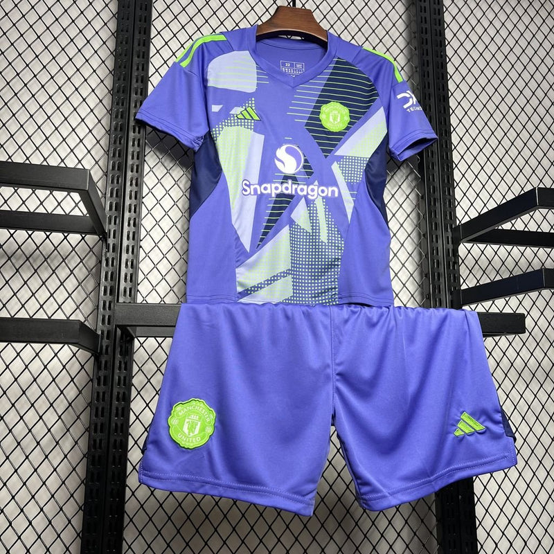 MANCHESTER UNITED PORTERO I 24/25 CONJUNTO INFANTIL - FutStoreOficial