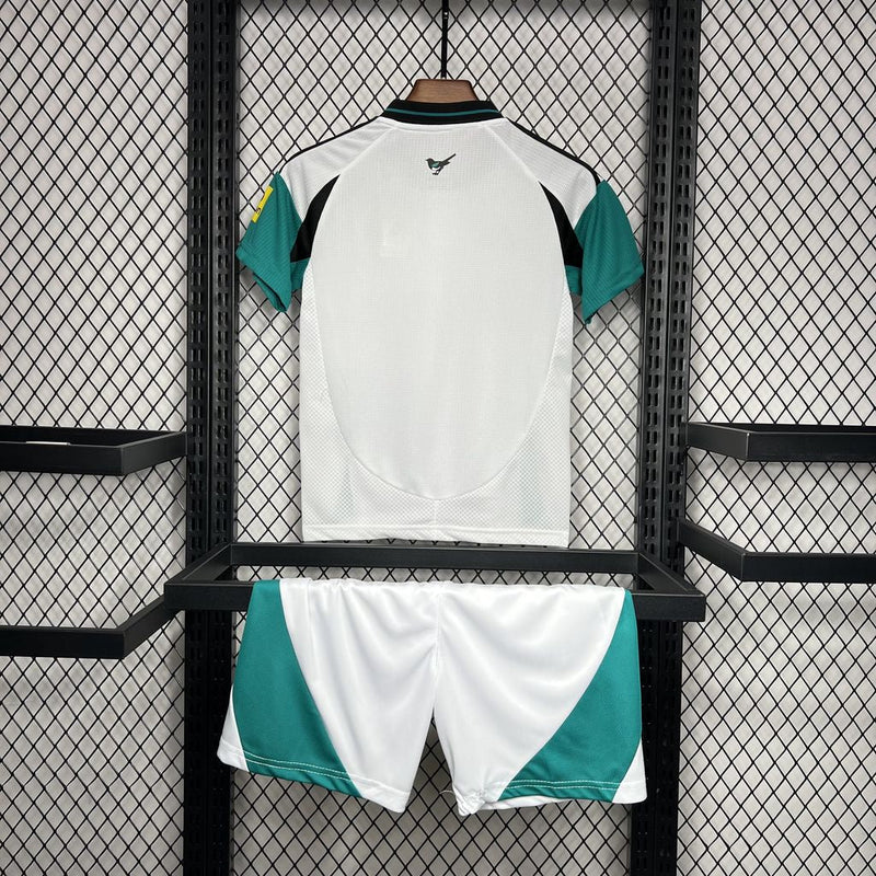 NEWCASTLE III 24/25 CONJUNTO INFANTIL - FutStoreOficial