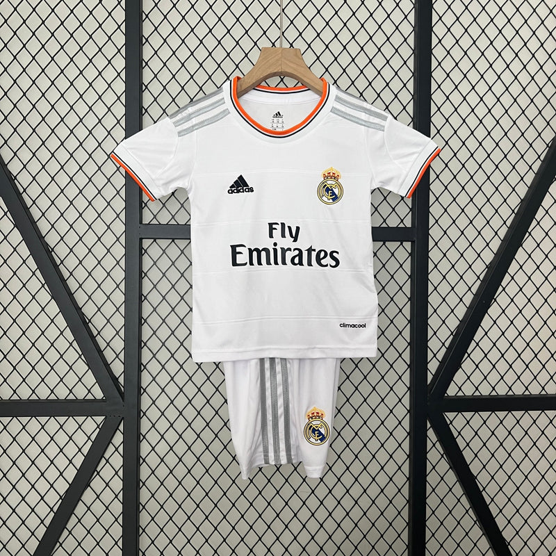 REAL MADRID I 13/14 CONJUNTO INFANTIL (RETRO) - FutStoreOficial