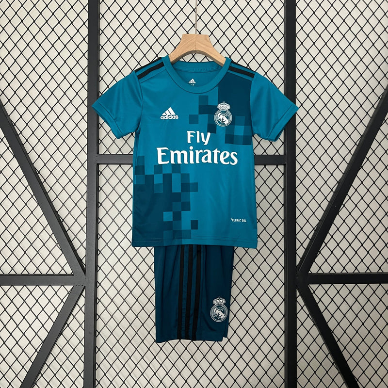 REAL MADRID III 17/18 CONJUNTO INFANTIL (RETRO) - FutStoreOficial